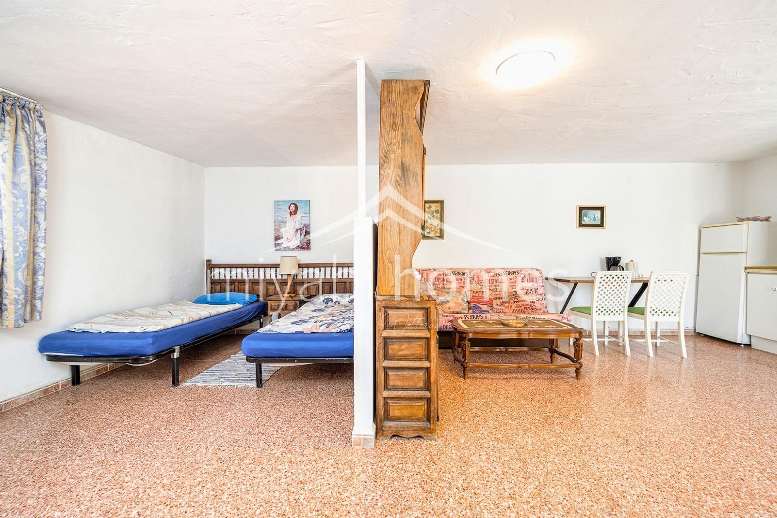 7 bedroom Bungalow for sale in Playa del Ingles with garage - € 1,450,000 (Ref: 9416177)