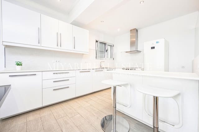 Apartamento de 3 habitaciones en Schamann - Rehoyas, Las Palmas de Gran Canaria en venta - 350.000 € (Ref: 9599496)