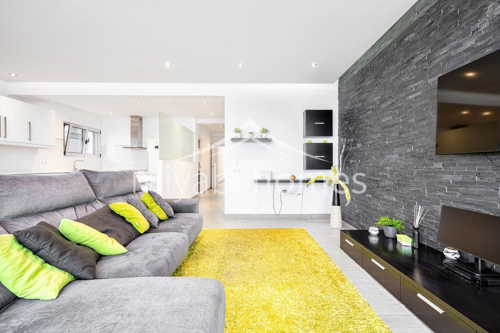 3 bedroom Apartment for sale in Las Palmas de Gran Canaria - € 335,000 (Ref: 9599496)