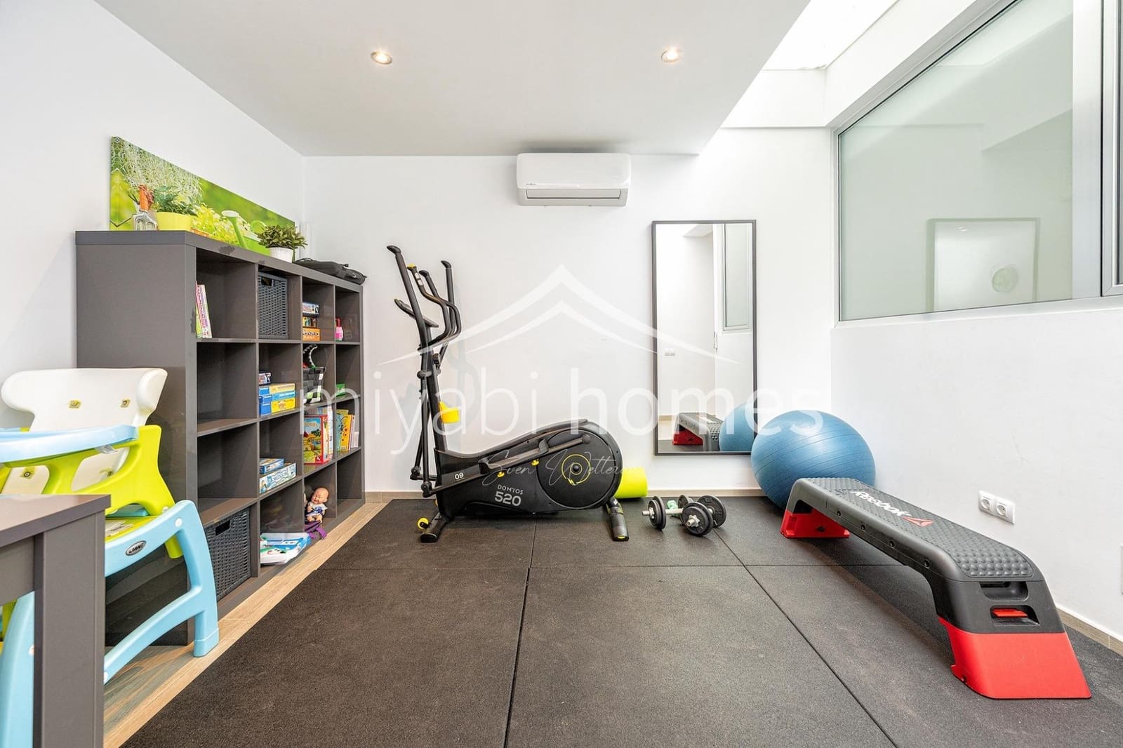 3 bedroom Apartment for sale in Las Palmas de Gran Canaria - € 335,000 (Ref: 9599496)