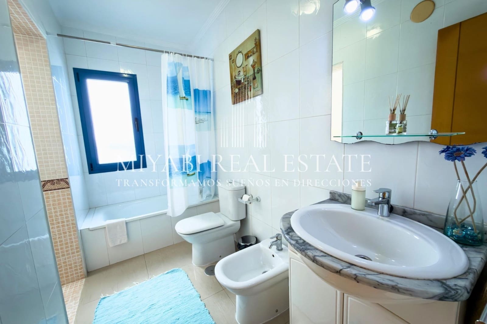 4 bedroom Bungalow for sale in Playa Blanca - € 630,000 (Ref: 9711939)