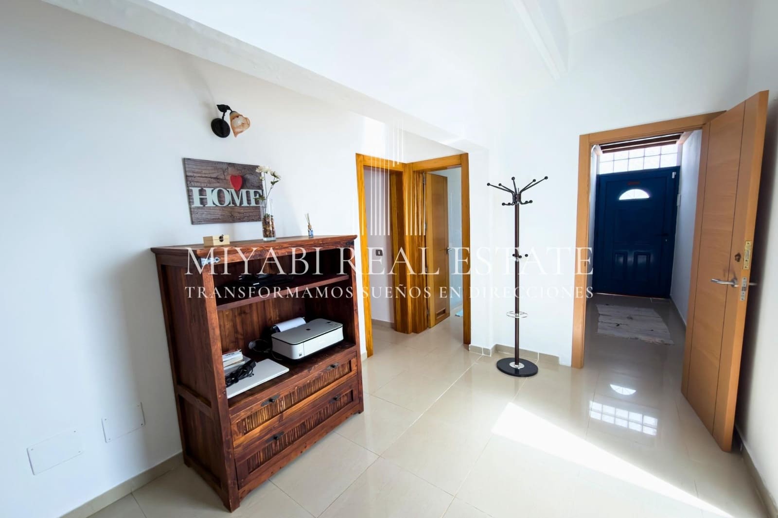 4 bedroom Bungalow for sale in Playa Blanca - € 630,000 (Ref: 9711939)