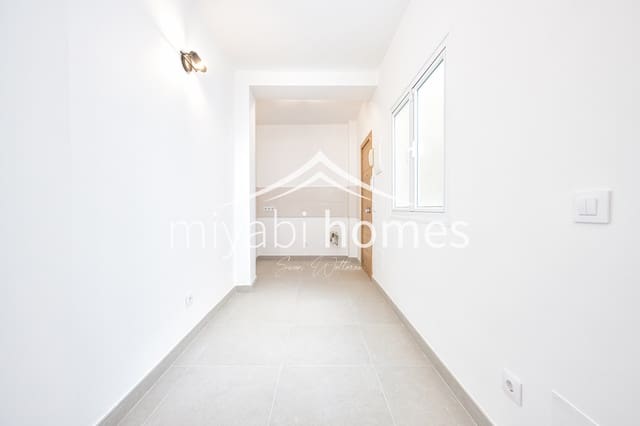 Studio na sprzedaż w Isleta, Las Palmas de Gran Canaria - 180 000 € (Ref: 9962610)