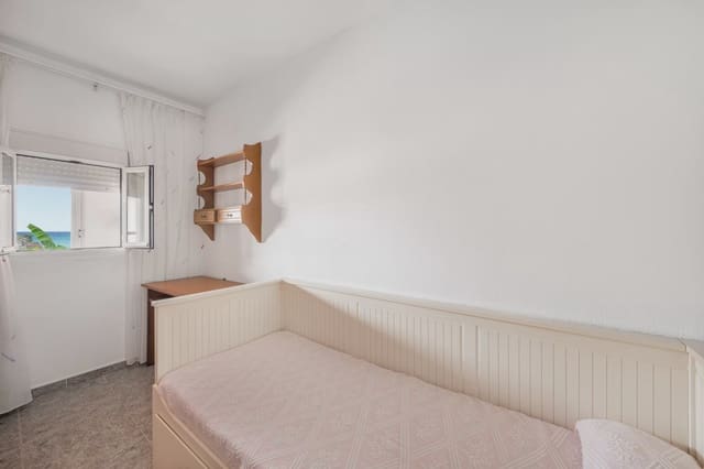 3 quarto Apartamento para venda em Calas de Mallorca, Manacor - 235 000 € (Ref: 10001049)