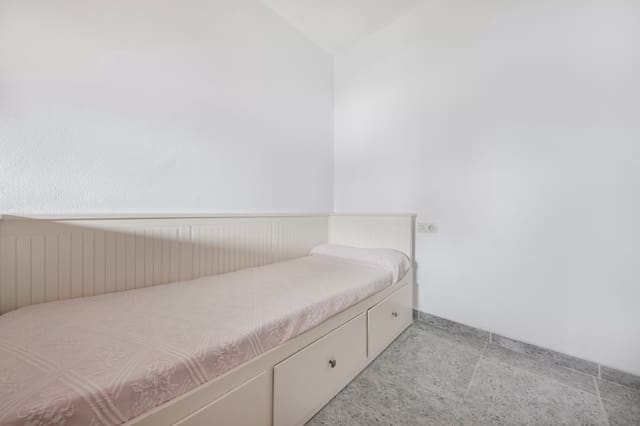3 quarto Apartamento para venda em Calas de Mallorca, Manacor - 235 000 € (Ref: 10001049)