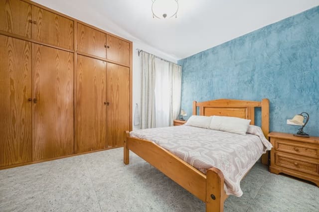 3 quarto Apartamento para venda em Calas de Mallorca, Manacor - 235 000 € (Ref: 10001049)