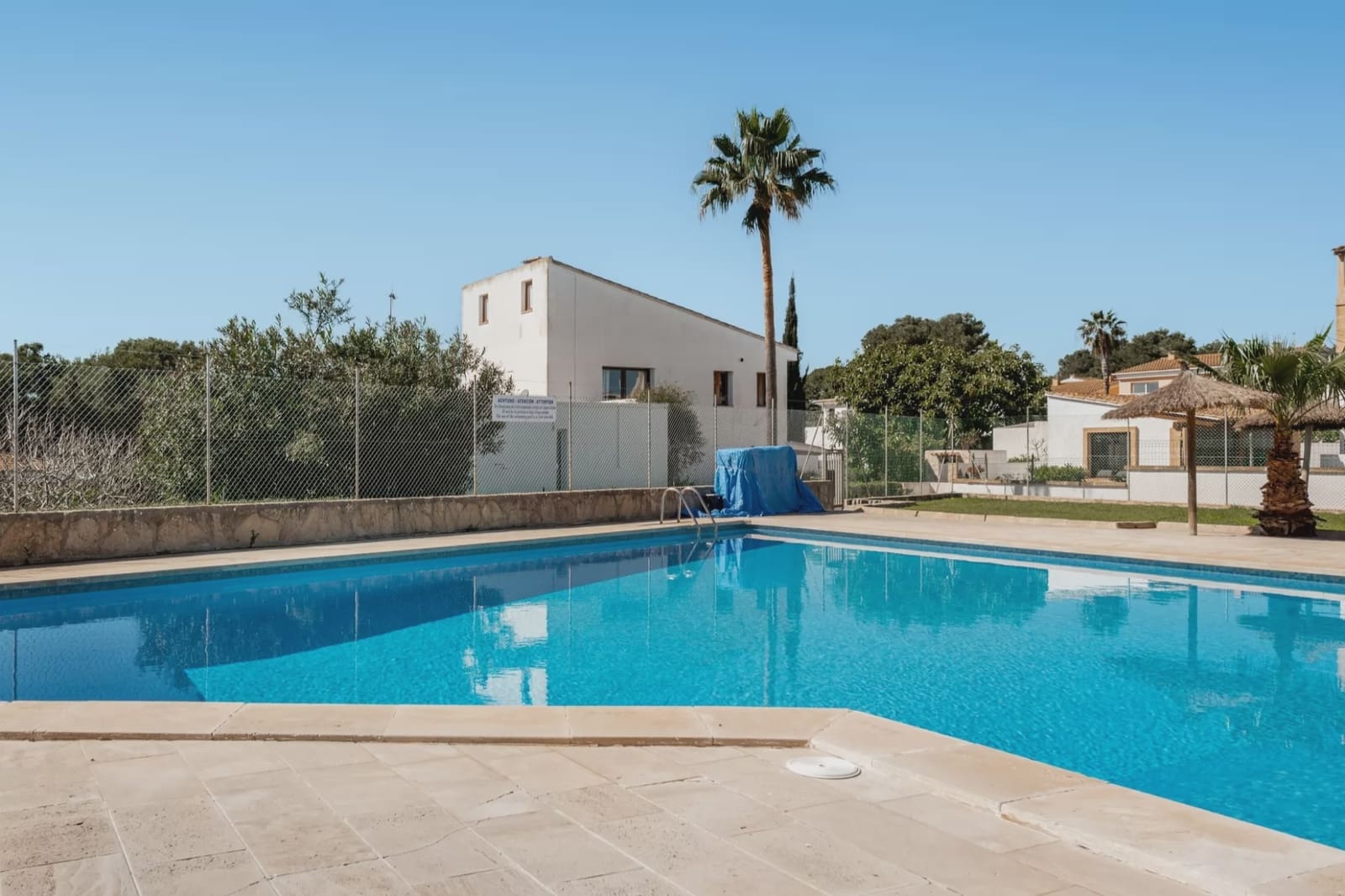 3 soverom Hus til salgs i Cala Mandia med svømmebasseng - € 639 000 (Ref: 10057167)
