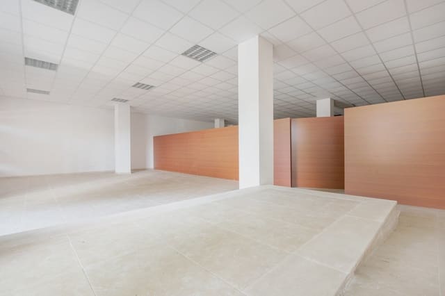 Comercial para venda em Manacor - 450 000 € (Ref: 10060525)