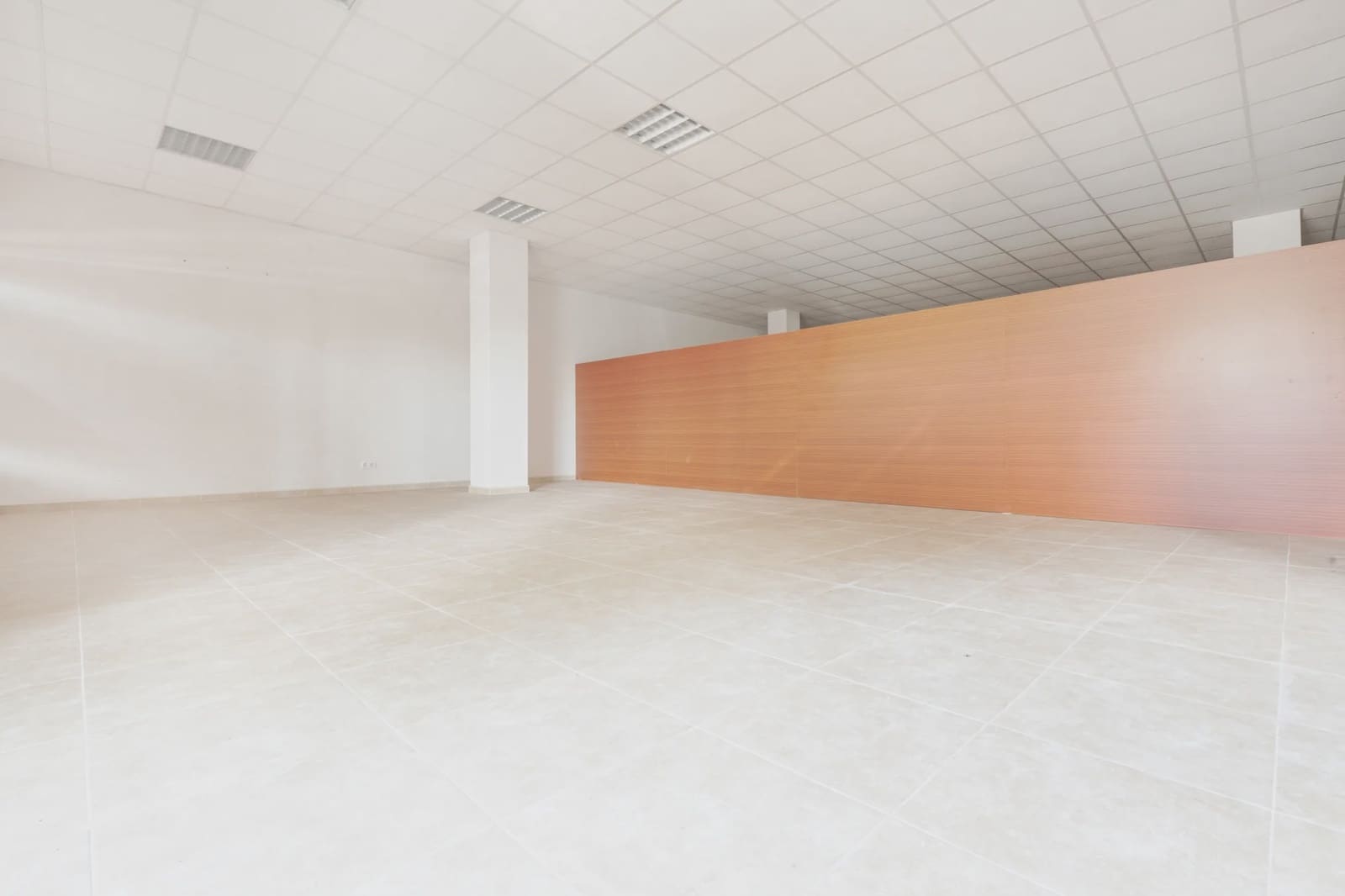 Comercial para venda em Manacor - 450 000 € (Ref: 10060525)