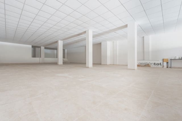 Comercial para venda em Manacor - 450 000 € (Ref: 10060525)