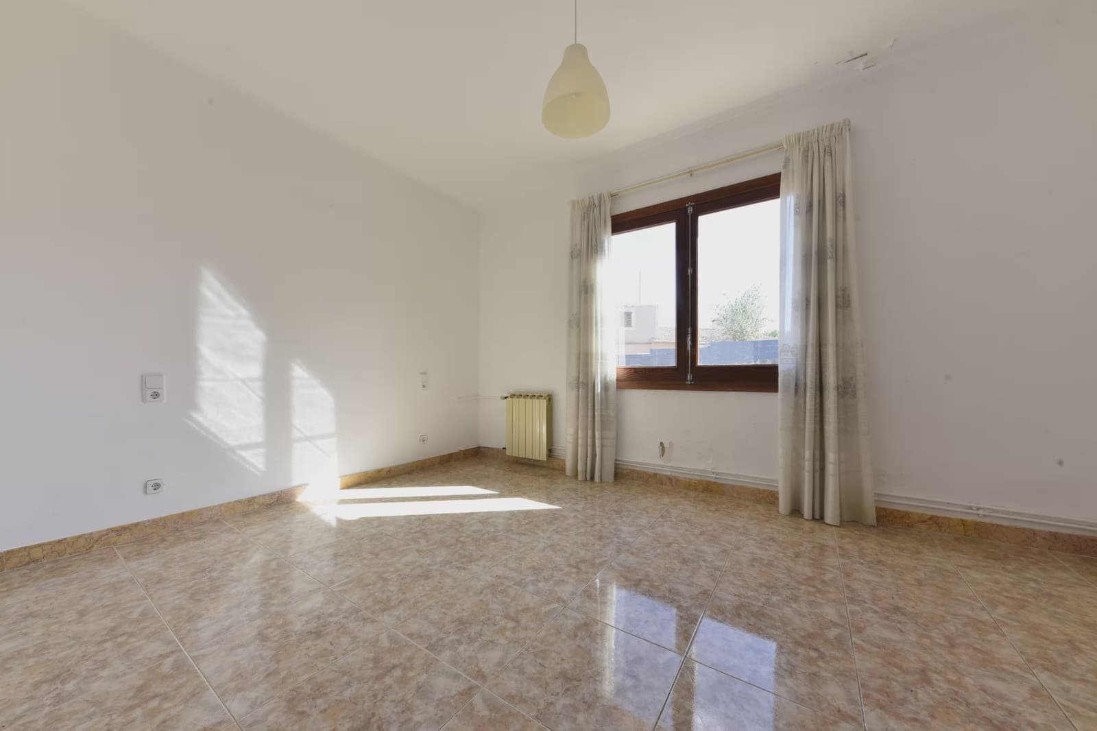 Casa de 4 habitaciones en Palma de Mallorca en venta - 680.000 € (Ref: 10088651)