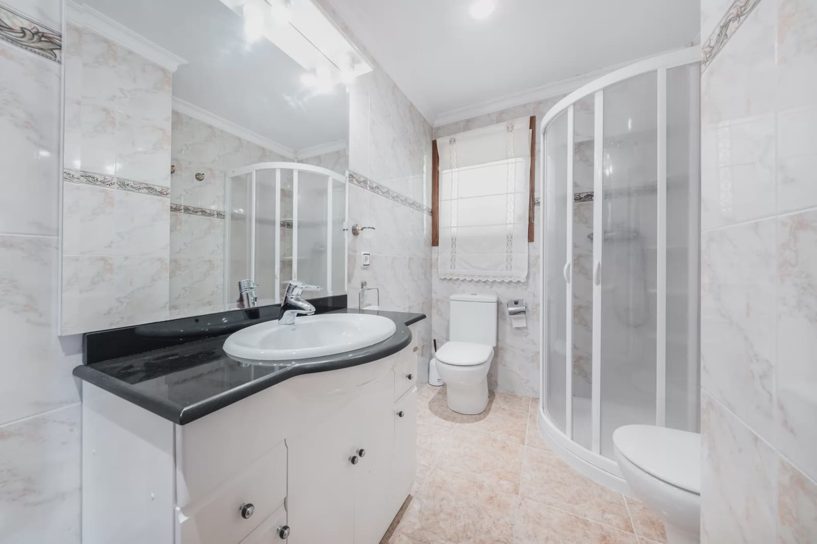 4 bedroom Townhouse for sale in Palma de Mallorca - € 680,000 (Ref: 10088651)