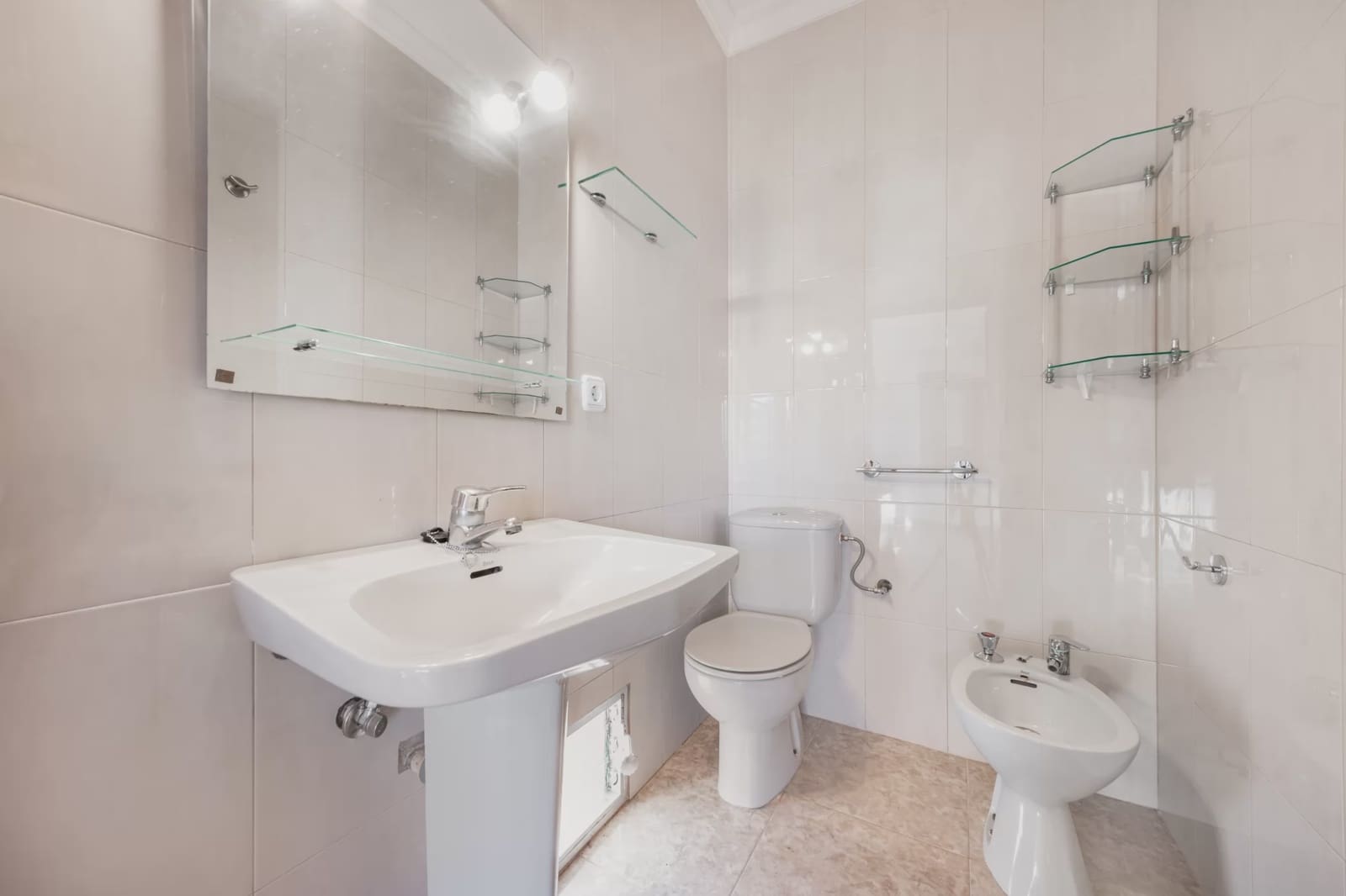 4 bedroom Townhouse for sale in Palma de Mallorca - € 680,000 (Ref: 10088651)