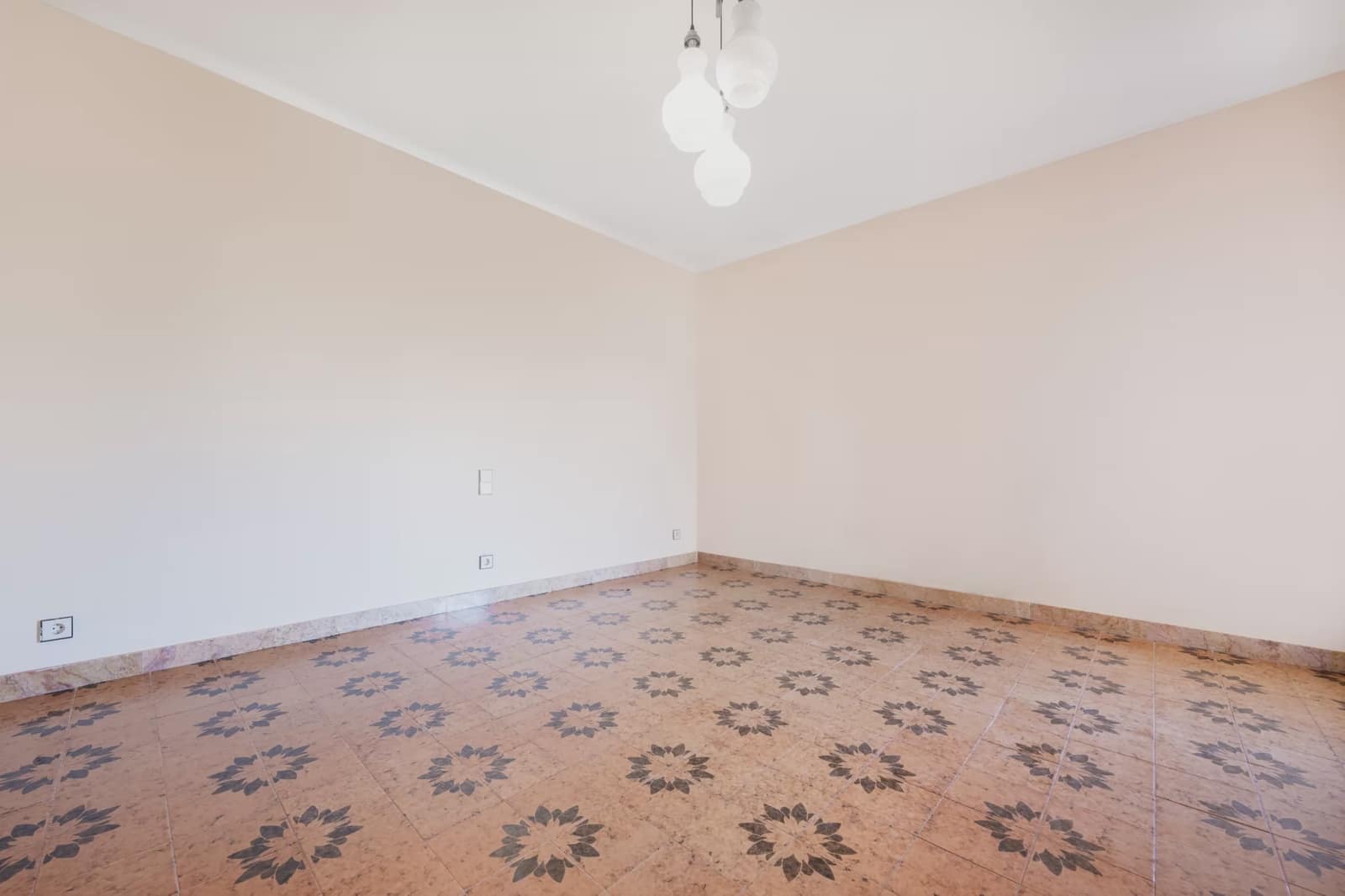 4 bedroom Townhouse for sale in Palma de Mallorca - € 680,000 (Ref: 10088651)