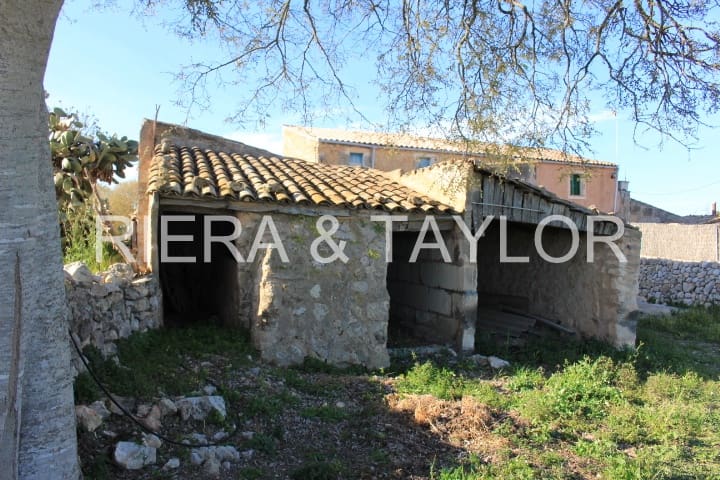 Finca/Casa Rural de 3 habitaciones en Felanitx en venta - 636.000 € (Ref: 2268385)