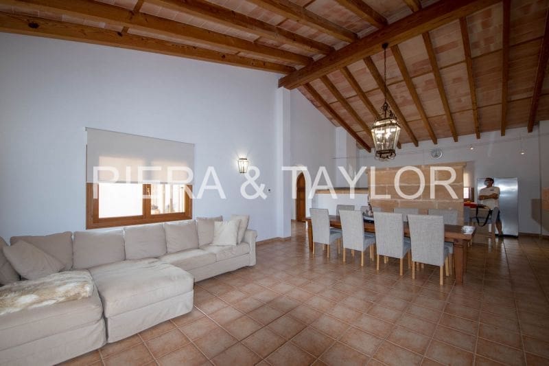 4 soveværelse Byhus til salg i Son Carrio - € 850.000 (Ref: 3472564)