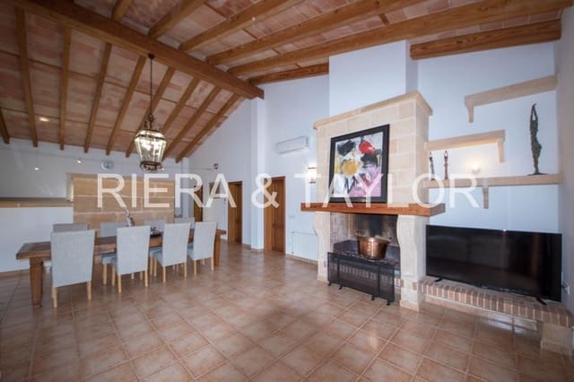 4 soveværelse Byhus til salg i Son Carrio, Sant Llorenç des Cardassar - € 850.000 (Ref: 3472564)