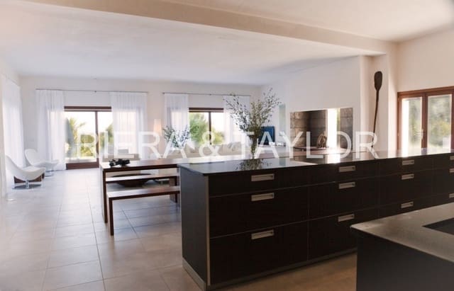 8 soveværelse Finca/Landehus til salg i Son Servera - € 4.250.000 (Ref: 3621865)