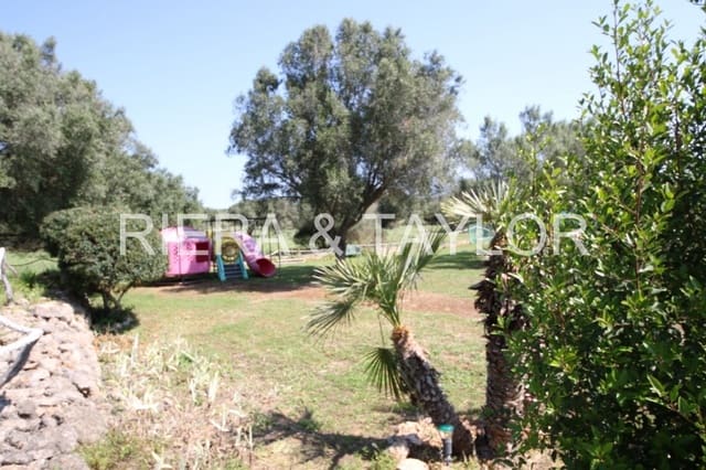 12 soveværelse Finca/Landehus til salg i Petra - € 3.000.000 (Ref: 3622069)