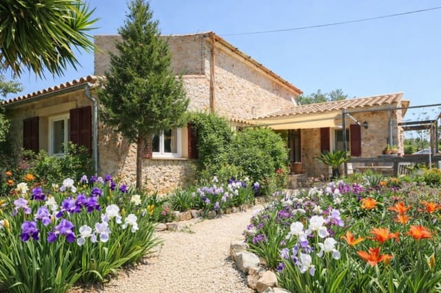 4 slaapkamer Finca/Landhuis te koop in Sant Llorenç des Cardassar - € 590.000 (Ref: 3944918)