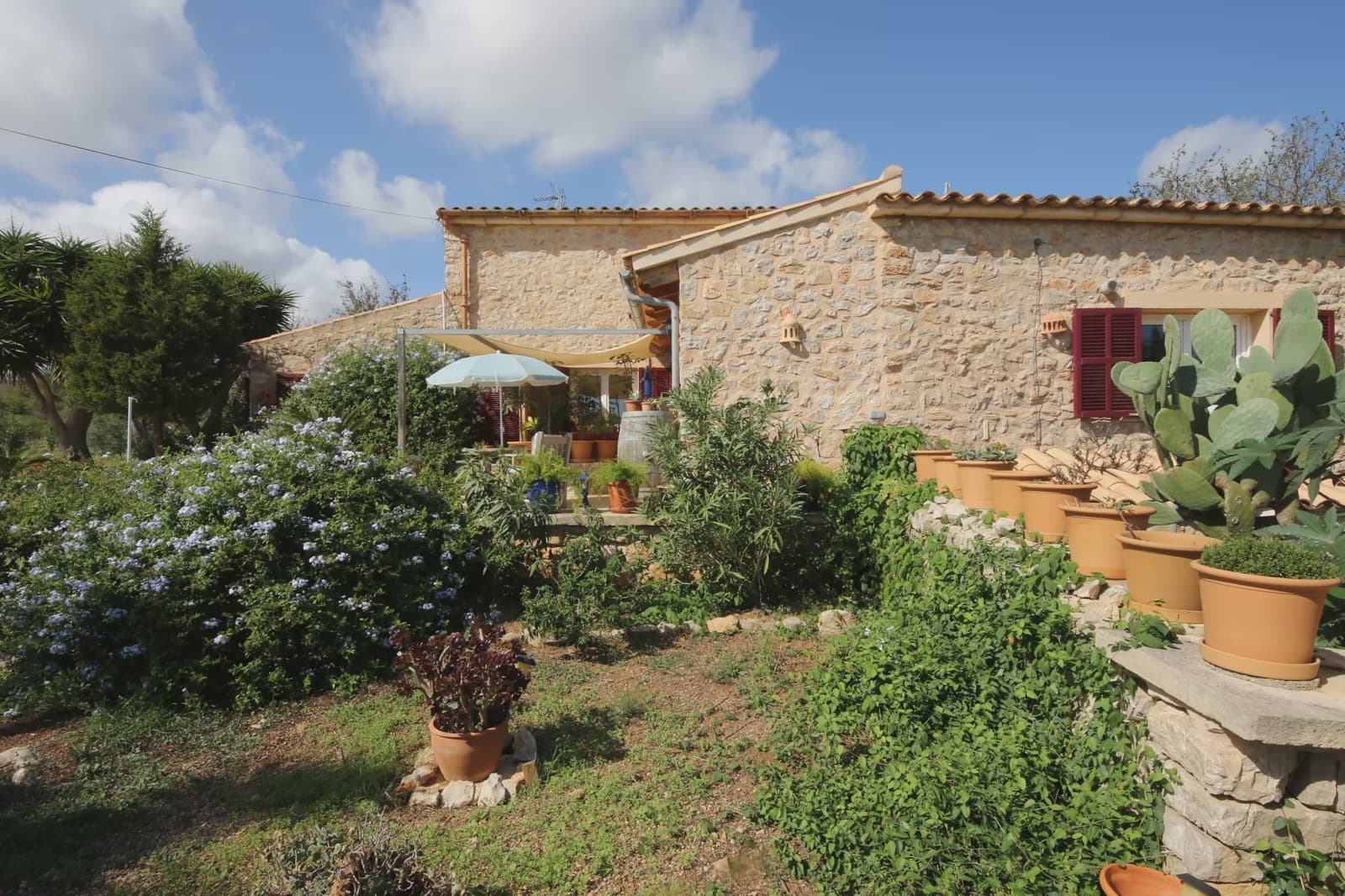 4 bedroom Finca/Country House for sale in Sant Llorenc des Cardassar - € 540,000 (Ref: 3944918)