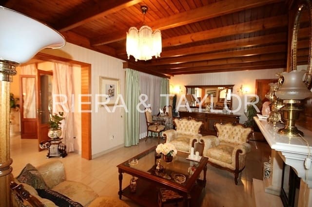 5 soverom Hus til salgs i Cala Ratjada, Capdepera - € 1 100 000 (Ref: 3947227)