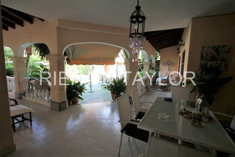 5 soveværelse Byhus til salg i Cala Ratjada - € 1.100.000 (Ref: 3947227)