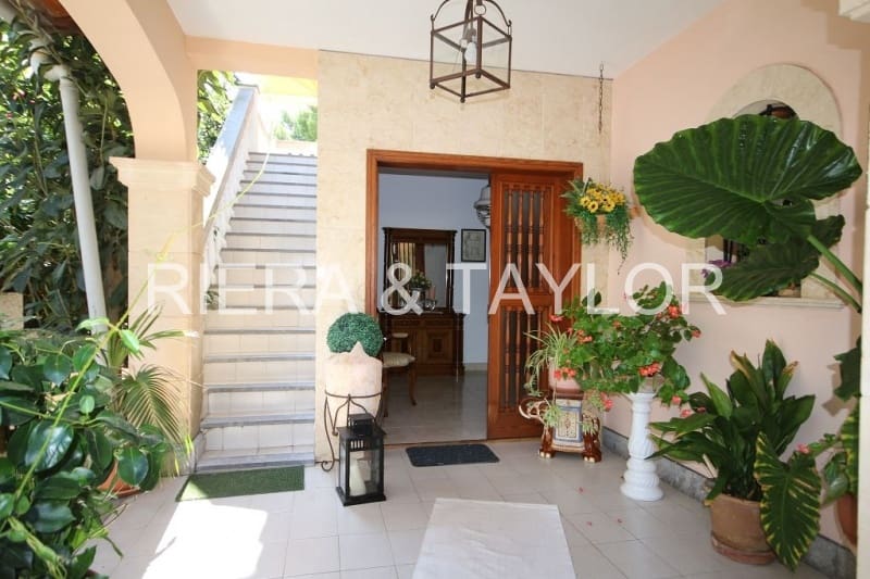 5 soveværelse Byhus til salg i Cala Ratjada - € 1.100.000 (Ref: 3947227)