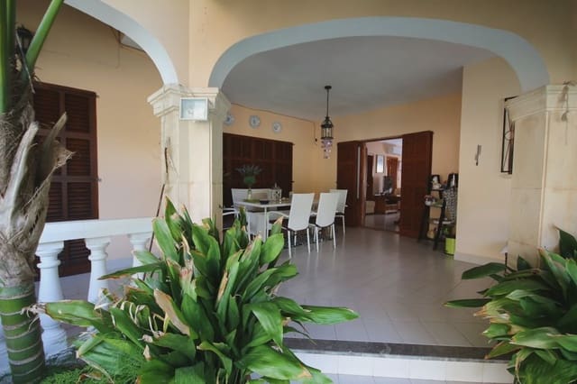 5 sypialnia Dom na sprzedaż w Cala Ratjada, Capdepera - 1 100 000 € (Ref: 3947227)