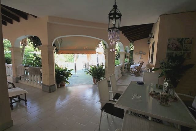 5 sypialnia Dom na sprzedaż w Cala Ratjada, Capdepera - 1 100 000 € (Ref: 3947227)