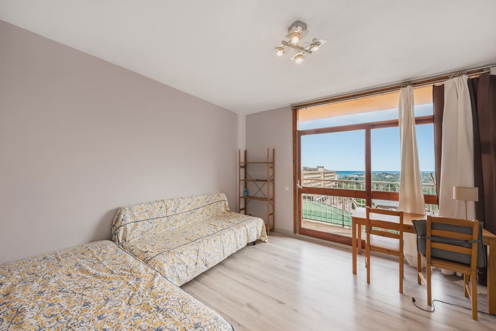 Apartment for sale in Calas de Mallorca - € 139,900 (Ref: 5488701)