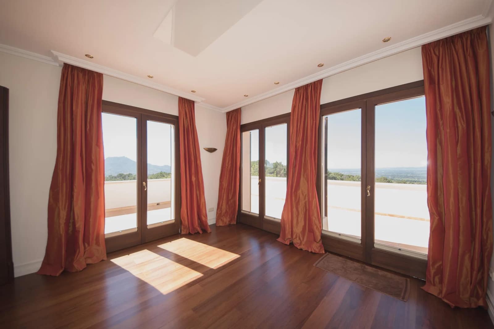 6 soveværelse Finca/Landehus til salg i Manacor - € 3.950.000 (Ref: 5488749)