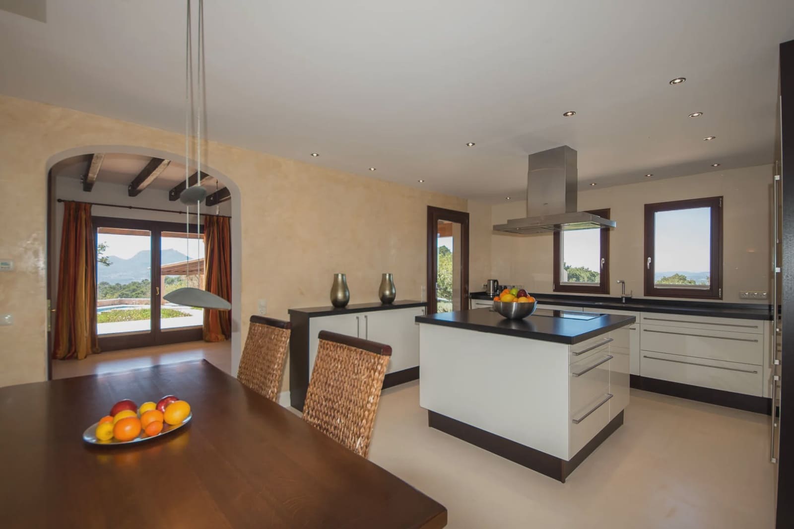 6 soveværelse Finca/Landehus til salg i Manacor - € 3.950.000 (Ref: 5488749)