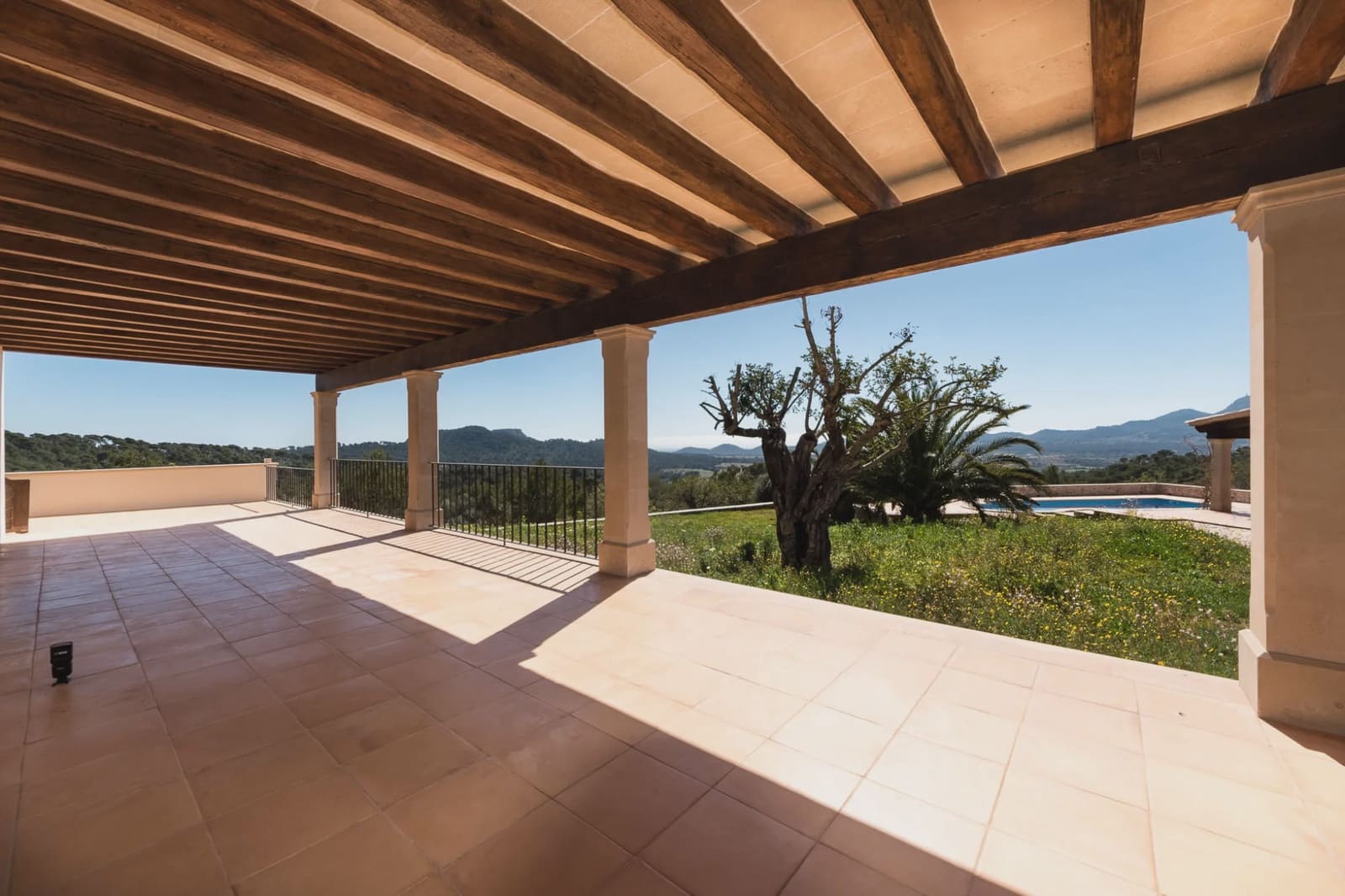 6 soveværelse Finca/Landehus til salg i Manacor - € 3.950.000 (Ref: 5488749)