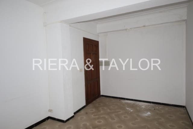 Erhverv til salg i Muro - € 215.000 (Ref: 5488958)