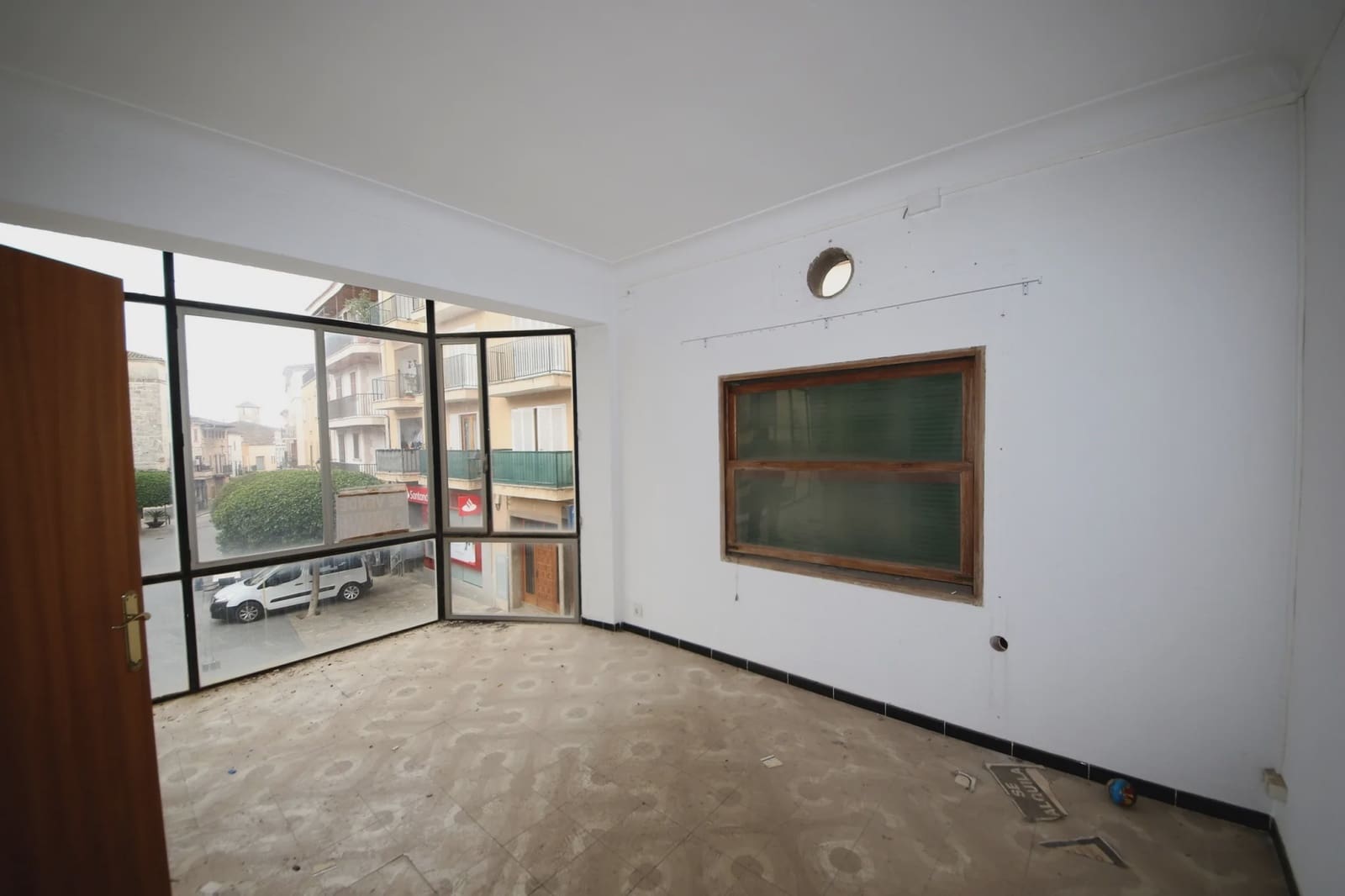 Komercyjne na sprzedaż w Muro - 215 000 € (Ref: 5488958)