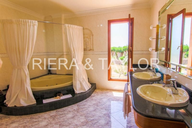 4 soveværelse Finca/Landehus til salg i Cala Millor - € 1.500.000 (Ref: 5488978)