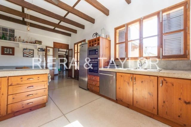 4 soveværelse Byhus til salg i Petra - € 650.000 (Ref: 5489033)