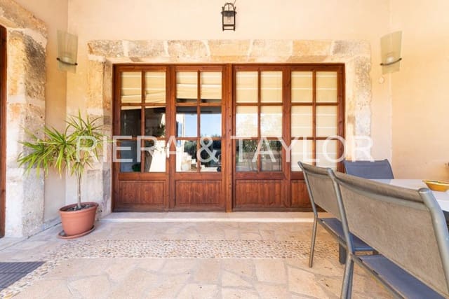 4 soveværelse Byhus til salg i Petra - € 650.000 (Ref: 5489033)