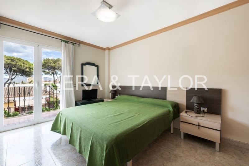 5 soveværelse Byhus til salg i Cala Millor - € 950.000 (Ref: 5491939)