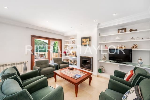 4 bedroom Townhouse for sale in Portocristo / Port de Manacor, Manacor - € 1,250,000 (Ref: 5497850)