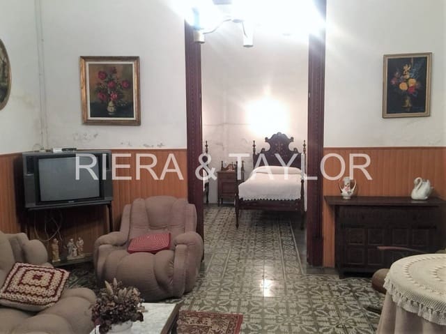 14 bedroom Townhouse for sale in Porreres - € 960,000 (Ref: 5584075)