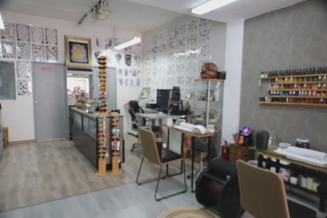 Kommersiell til salgs i Sa Coma, Sant Llorenç des Cardassar - € 150 000 (Ref: 6017858)