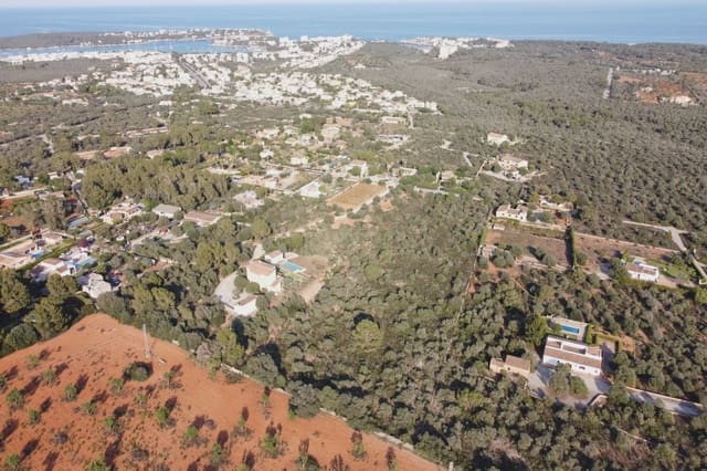 Ubebygd land til salgs i Portocolom, Felanitx - € 350 000 (Ref: 6137074)