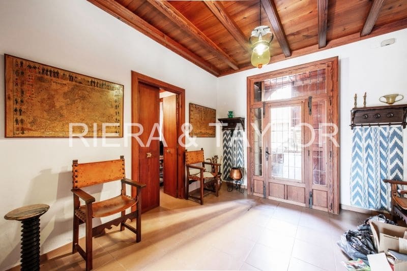 6 soveværelse Byhus til salg i Campos - € 1.300.000 (Ref: 6626759)