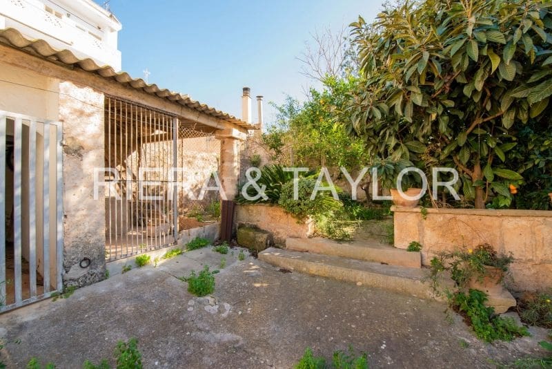 6 soveværelse Byhus til salg i Campos - € 1.300.000 (Ref: 6626759)