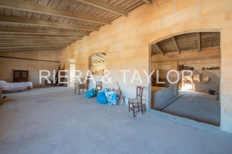 6 soveværelse Byhus til salg i Campos - € 1.300.000 (Ref: 6626759)