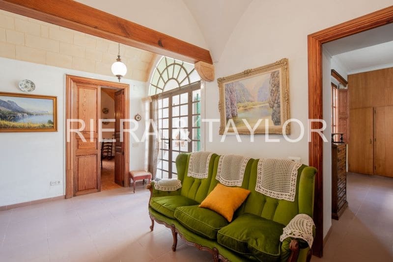 6 soveværelse Byhus til salg i Campos - € 1.300.000 (Ref: 6626759)