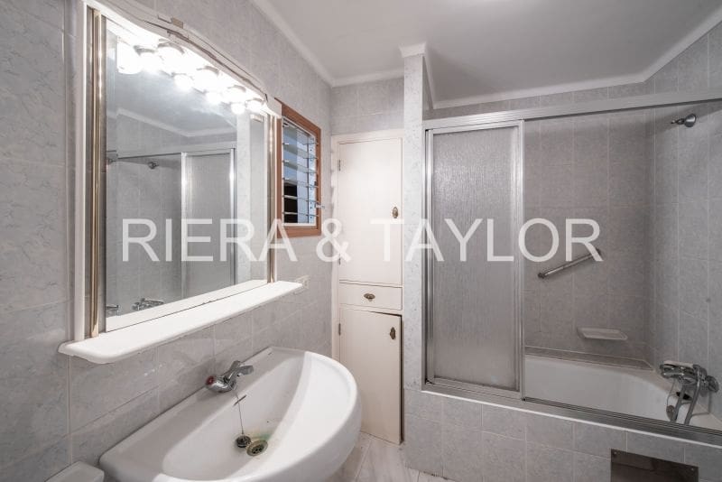 6 soveværelse Byhus til salg i Campos - € 1.300.000 (Ref: 6626759)