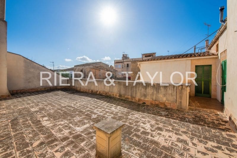 6 soveværelse Byhus til salg i Campos - € 1.300.000 (Ref: 6626759)